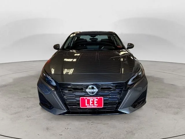 New 2026 Gray Nissan 2.5 SV image 9