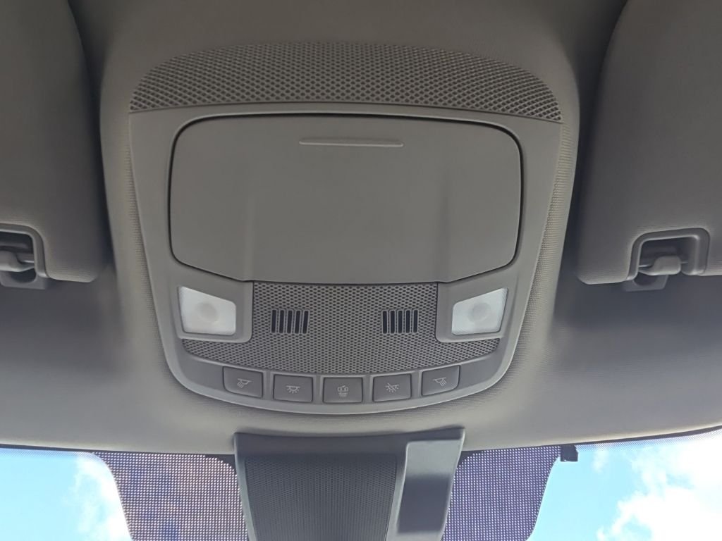 Used 2020 White Ford XLT image 42