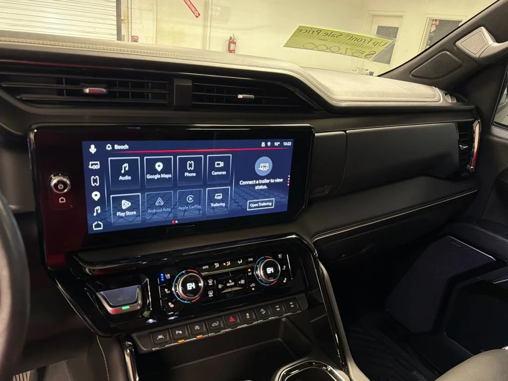 Used 2023 ONYX BLACK GMC AT4X image 40