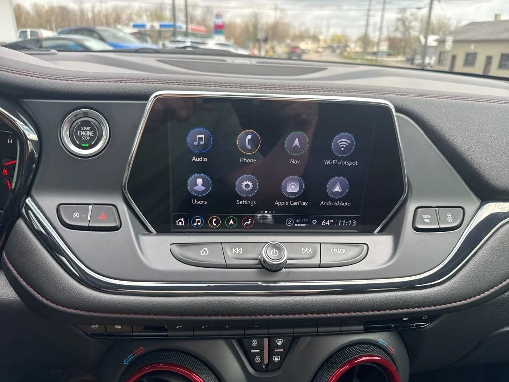 Used 2022 Iridescent Pearl Tricoat Chevrolet RS image 37