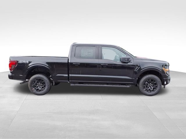 New 2026 Agate Black Metallic Ford XLT image 16