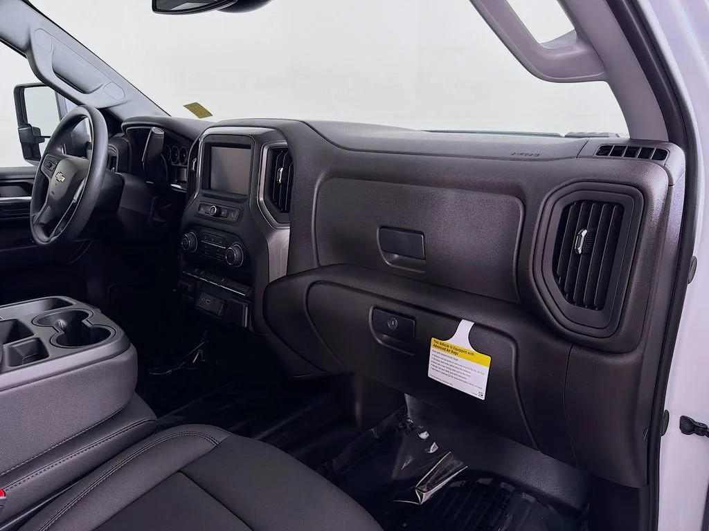 New 2026 Summit White Chevrolet Work Truck image 23
