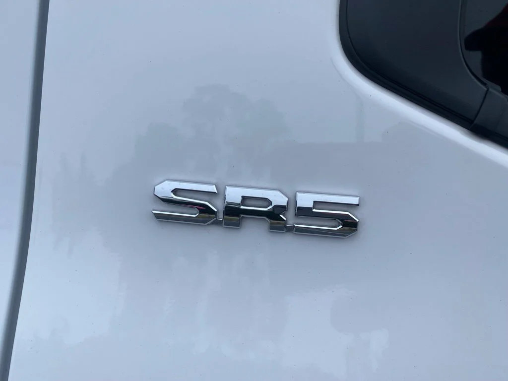 Used 2025 White Toyota SR5 image 16