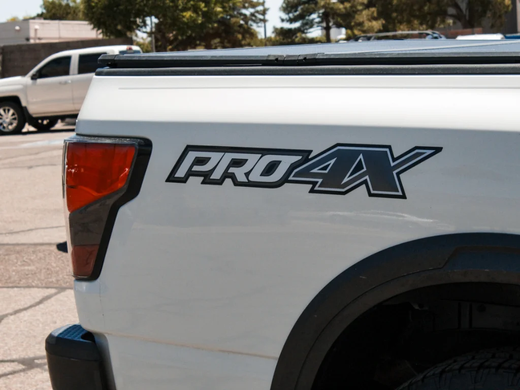 Used 2021 Glacier White Nissan PRO-4X image 5