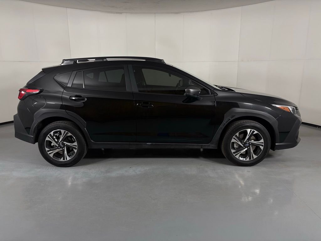 Used 2025 Black Subaru Premium image 9