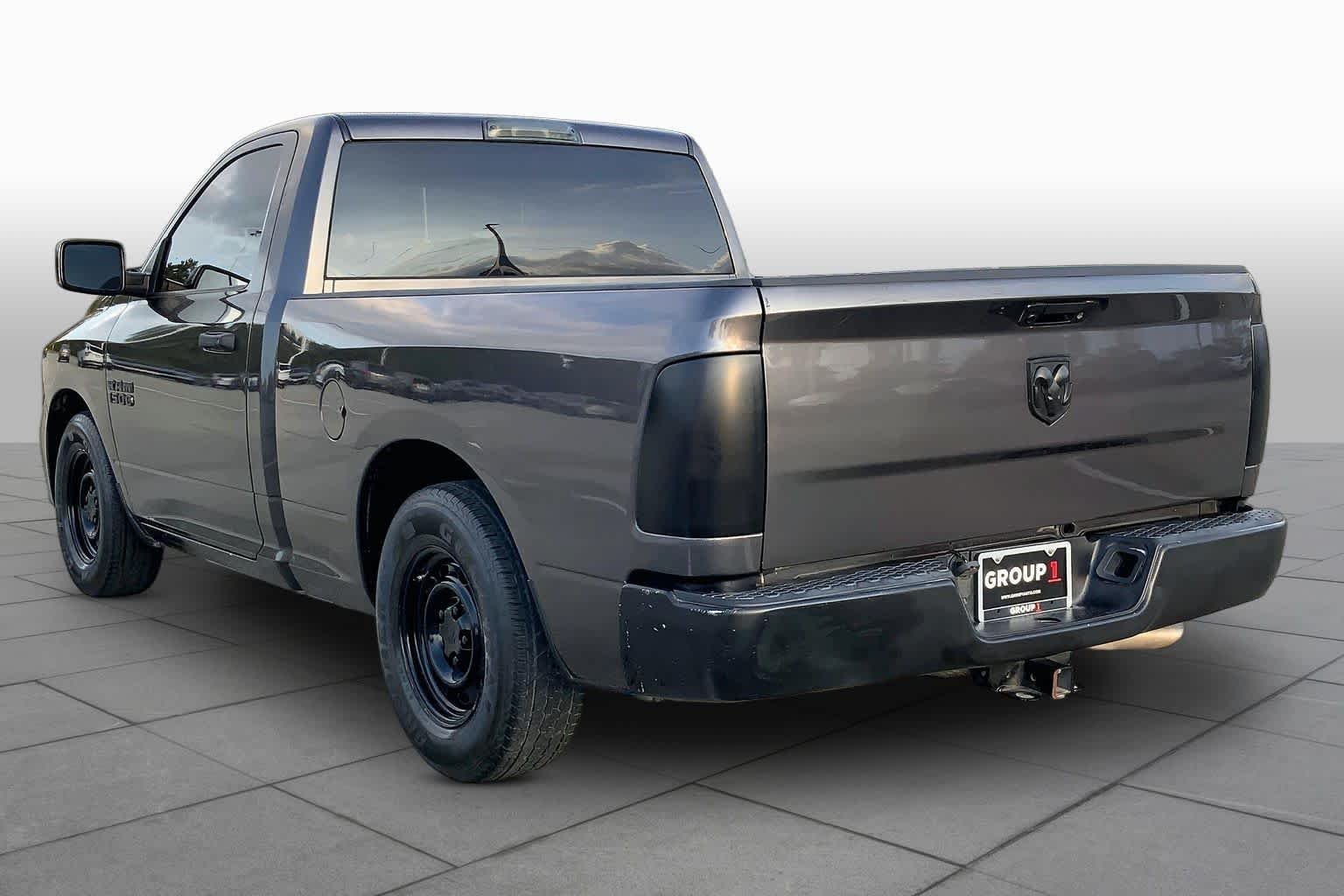 Used 2017 Granite Crystal Metallic Clearcoat Ram Tradesman image 11