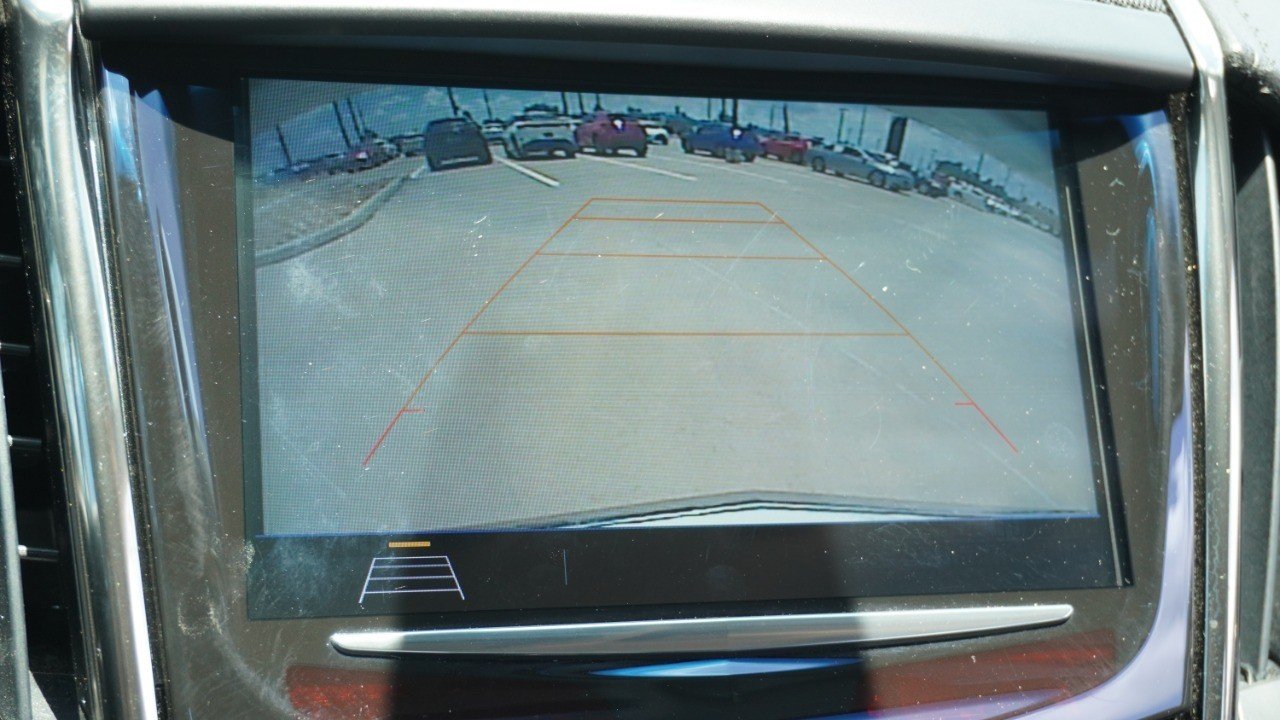 Used 2018 Silver Cadillac Luxury RWD image 18