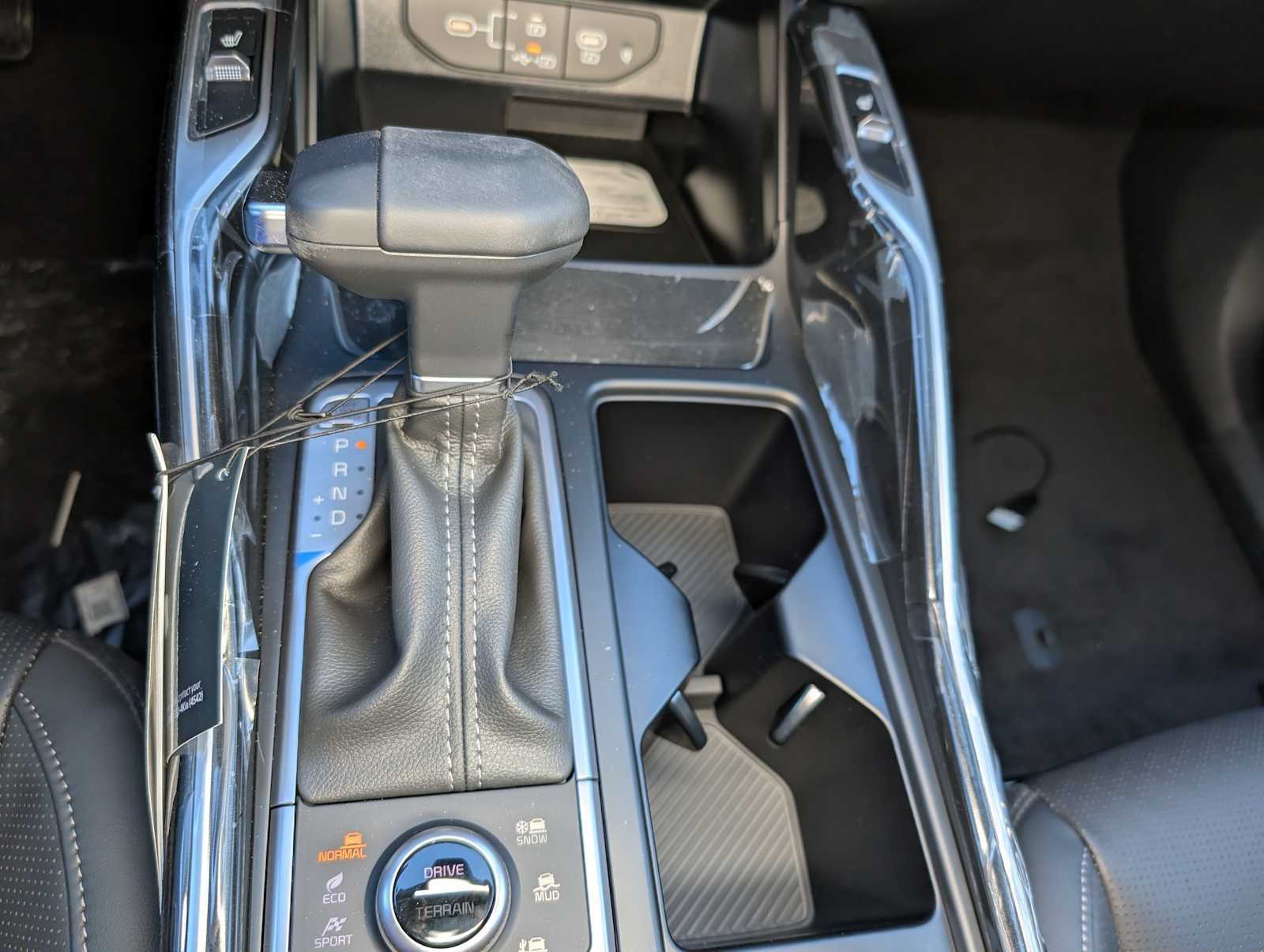 2026 Kia Sorento S - Photo 24