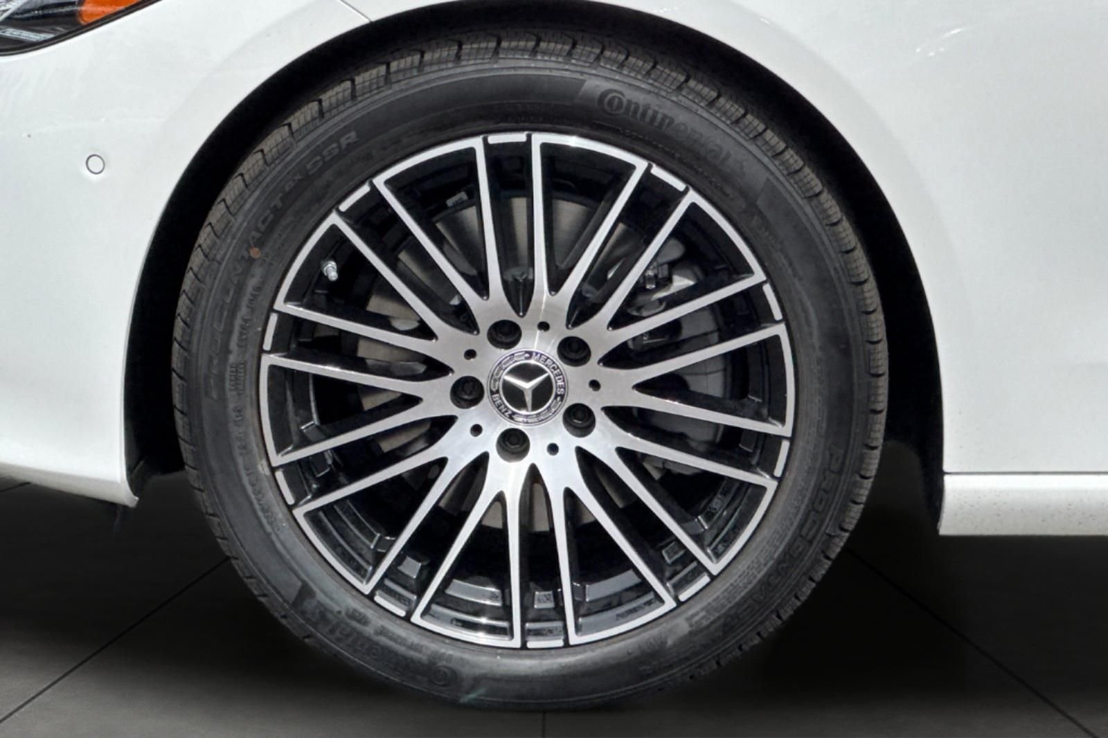 New 2026 Polar White Mercedes-Benz C 300 image 3