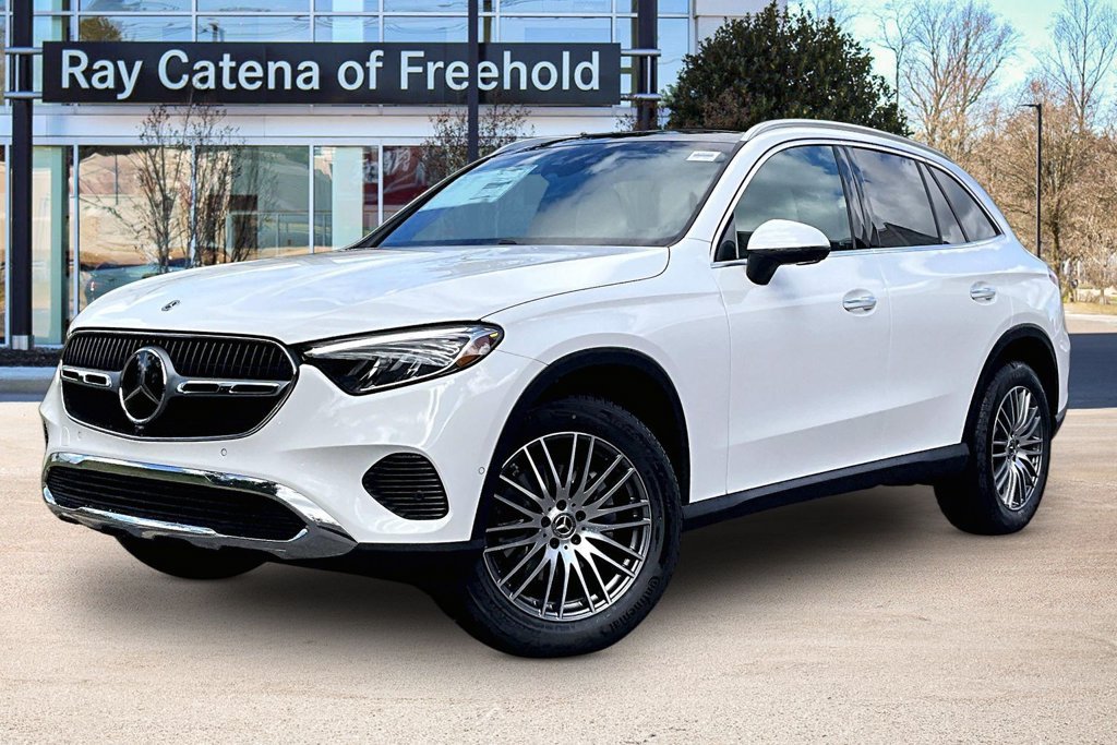 New 2027 Polar White Mercedes-Benz GLC 300 image 1