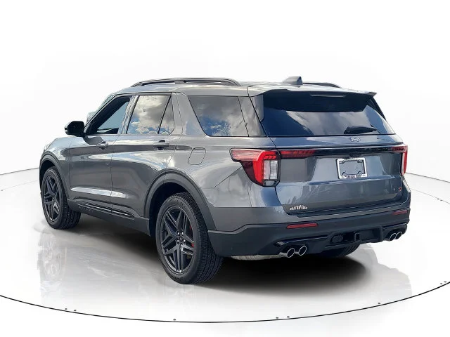 New 2027 Gray Metallic Ford ST image 7
