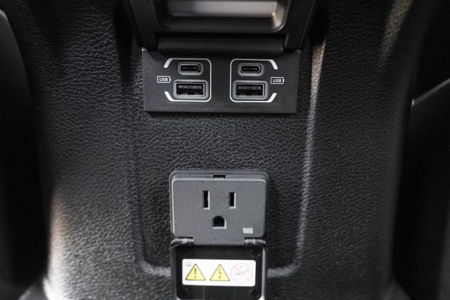 Used 2024 Blue Pearl Jeep Rubicon image 34