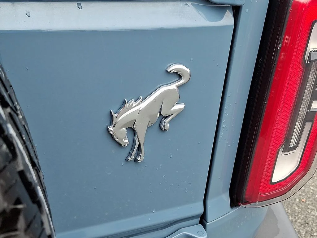 Used 2021  Ford Outer Banks image 31