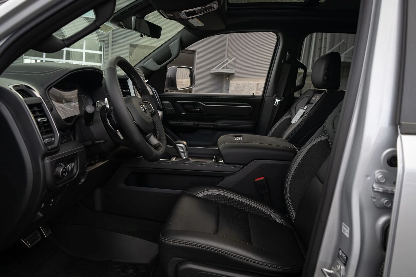 2026 RAM 1500 RHO - Photo 27