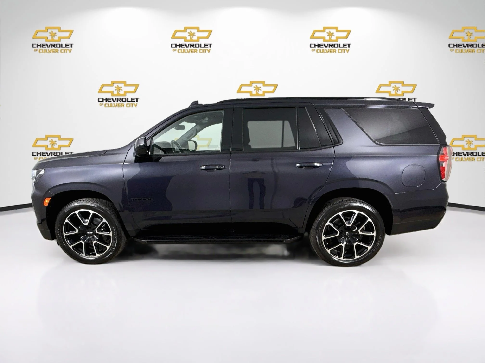 Used 2022 DARK ASH METALLIC Chevrolet RST image 5