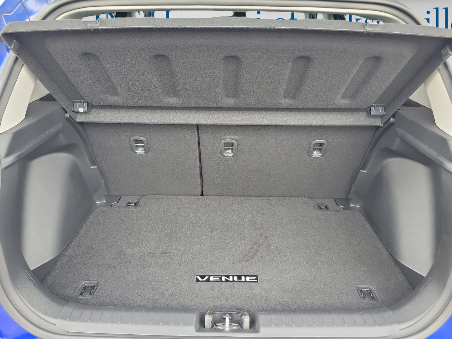 Used 2024 Intense Blue Hyundai SEL image 9