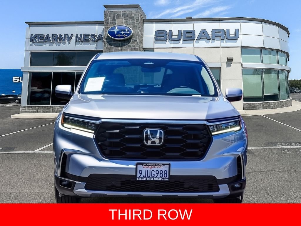 Used 2024  Honda EX-L image 2