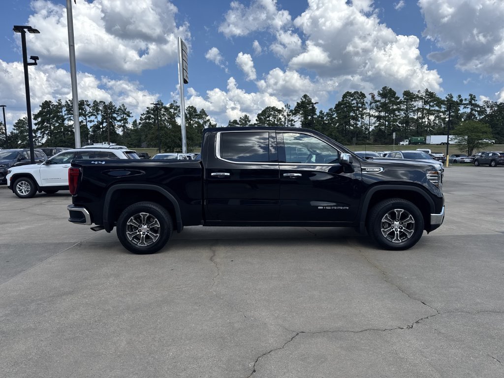 Used 2025 Black GMC SLT image 4