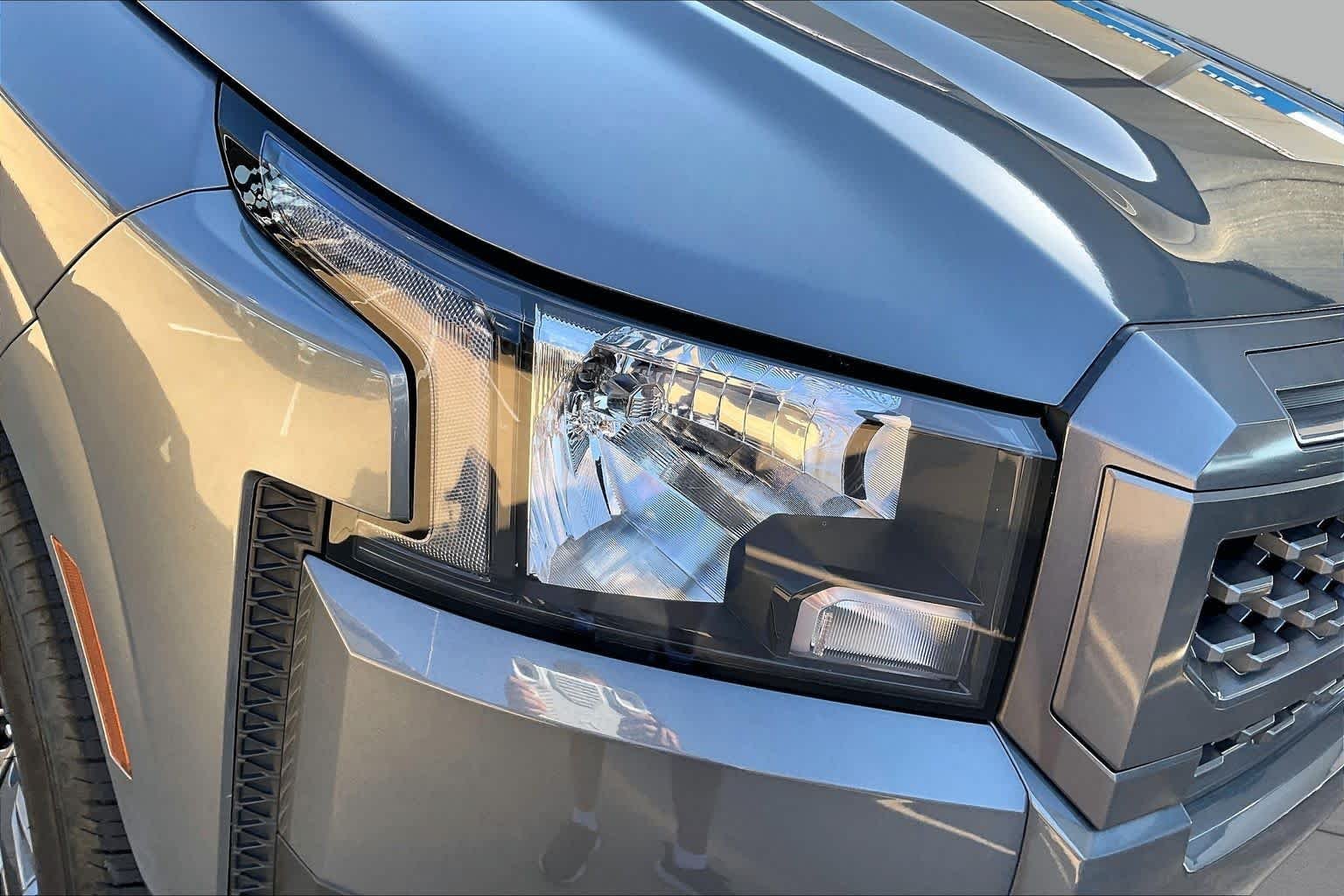 Used 2025 Gun Metallic Nissan SV image 25
