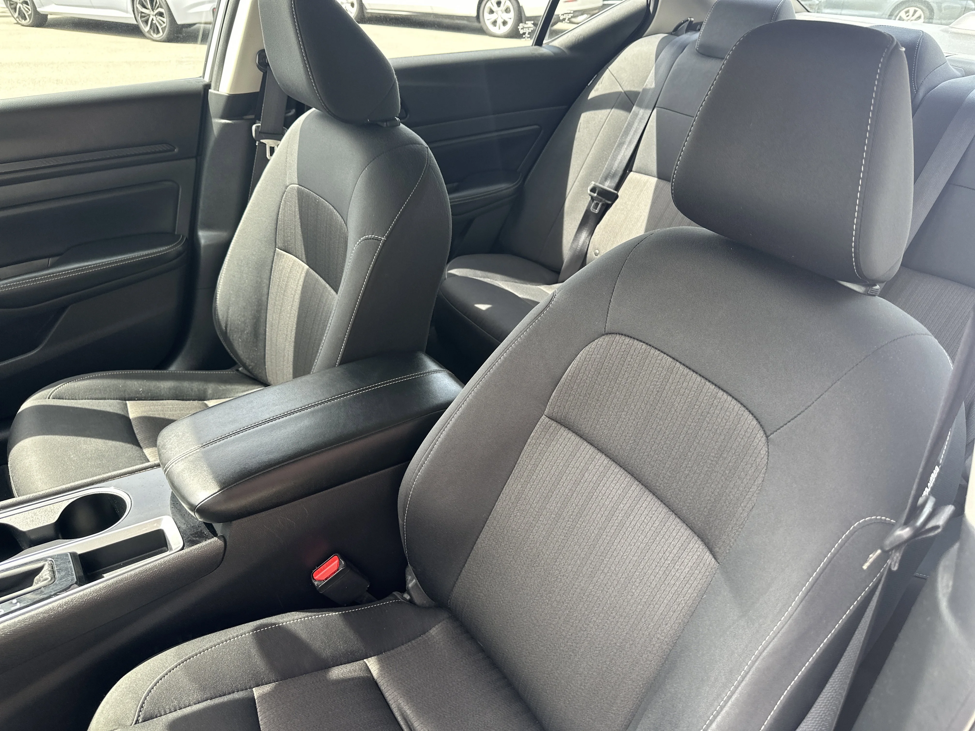 2024 Nissan Altima SV - Photo 19
