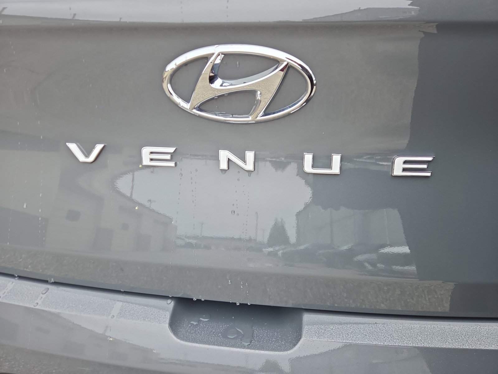 2026 Hyundai Venue SEL - Photo 16
