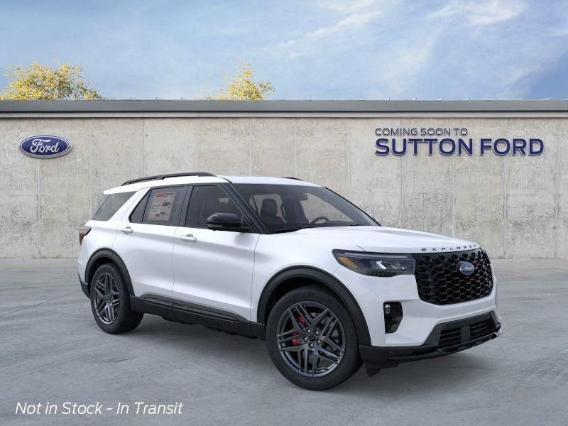 New 2026 Star White Metallic Tri-Coat Ford ST image 9
