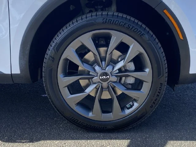2023 Kia Sorento X-Line SX-P - Photo 8