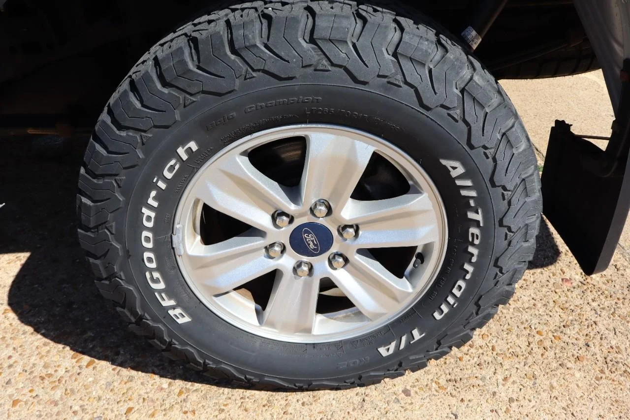 Used 2019 Ingot Silver Ford XLT image 20