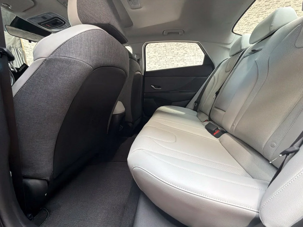 New 2026 Amazon Gray Hyundai SEL Sport Plus image 13