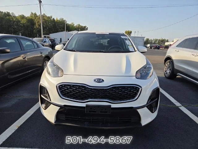 Used 2022 White Kia LX image 2