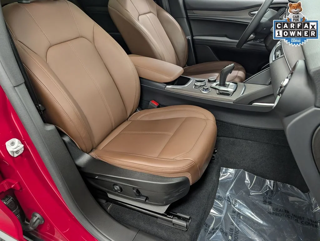Used 2023  Alfa Romeo Ti image 29