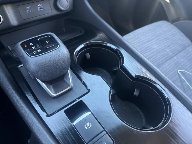 2023 Nissan Rogue SV - Photo 24