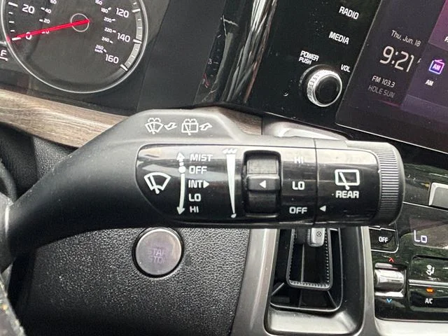 Used 2023 Aruba Green Kia X-Line S image 14