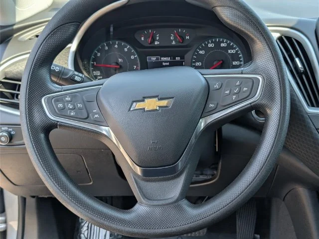 Used 2024 Sterling Gray Metallic Chevrolet 1LT image 16