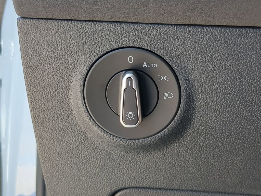 New 2026 Gray Volkswagen 1.5T SE Black image 26