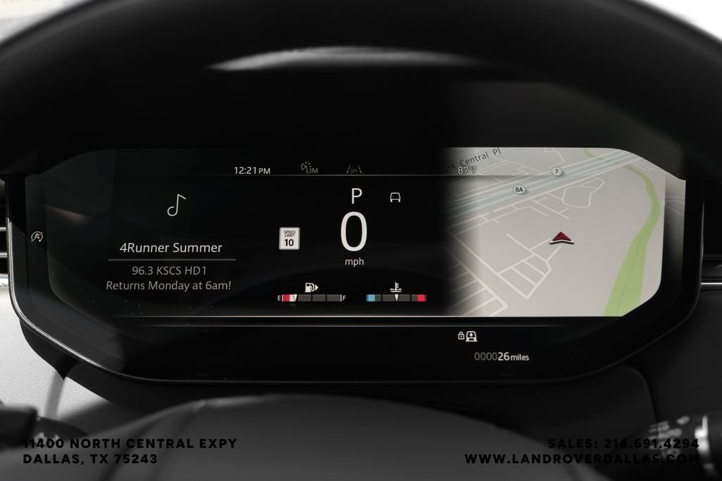 New 2026 1le Land Rover SE image 15