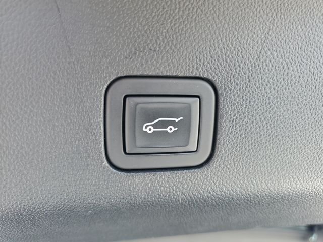 Used 2023 Black GMC Denali image 32