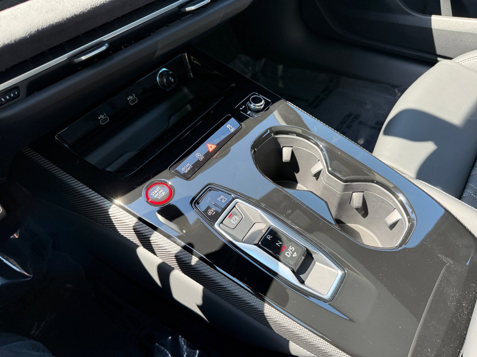 New 2026 Glacier White Metallic Audi Premium Plus 3.0 TFSI quattro image 13