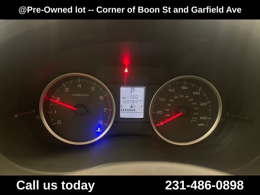 Used 2014 Silver Subaru 2.5i Premium image 23