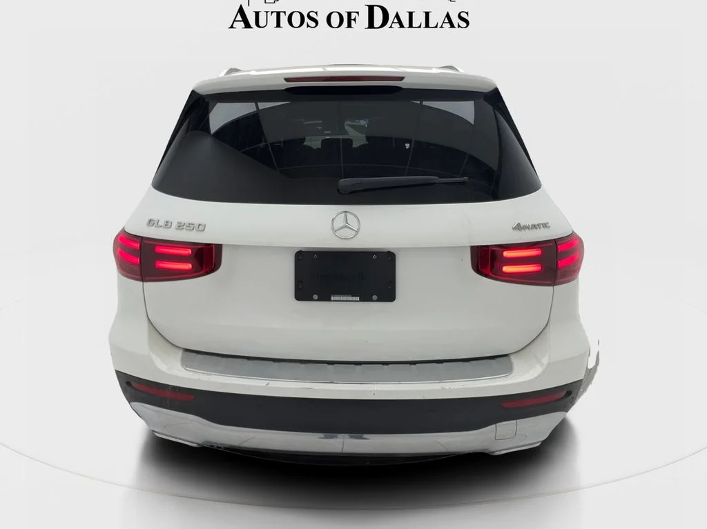 Used 2025 White Mercedes-Benz GLB 250 image 9