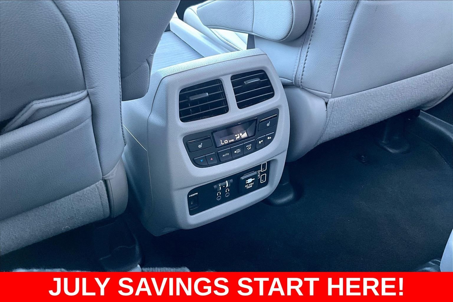 Used 2020  Honda Touring image 11