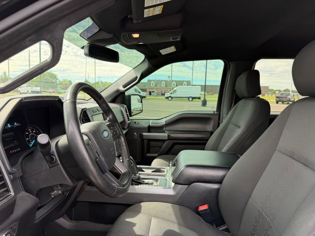 Used 2019 Black Ford XLT image 9