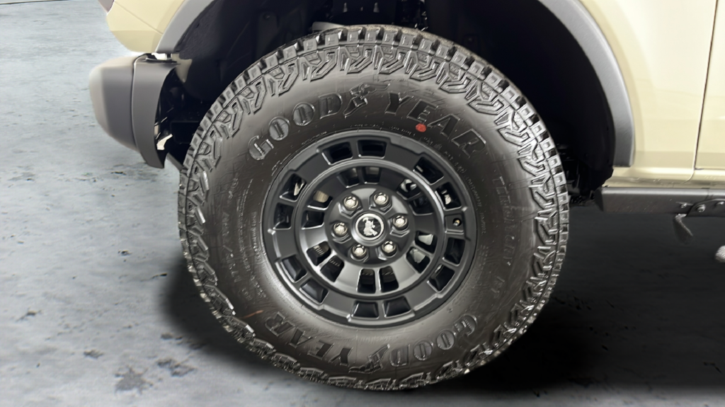 New 2026 Desert Sand Ford Badlands® image 15