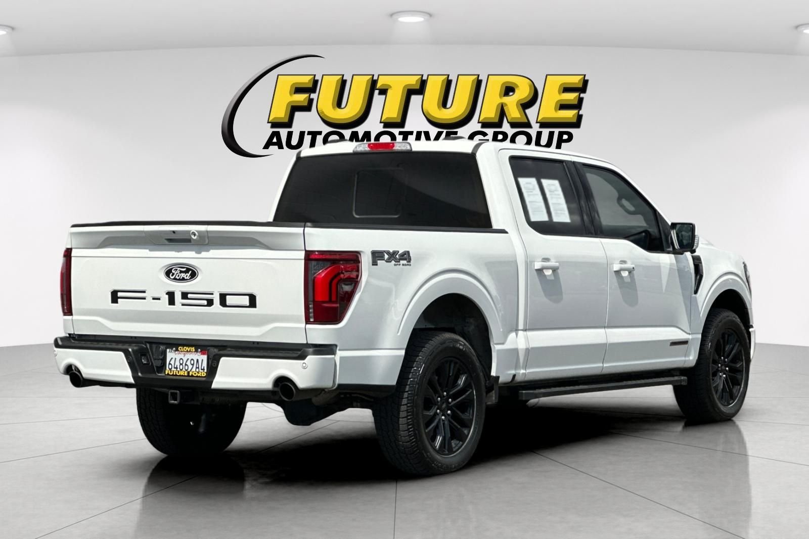 Used 2024 White Ford Lariat image 3