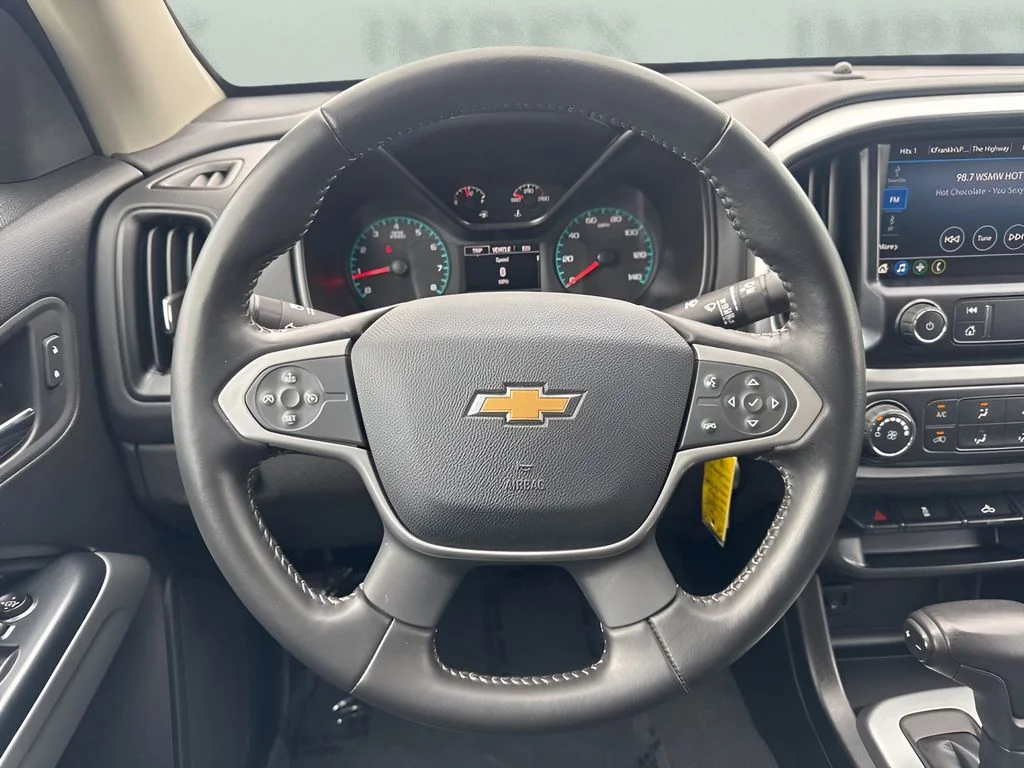 Used 2021 Gray Chevrolet LT image 13