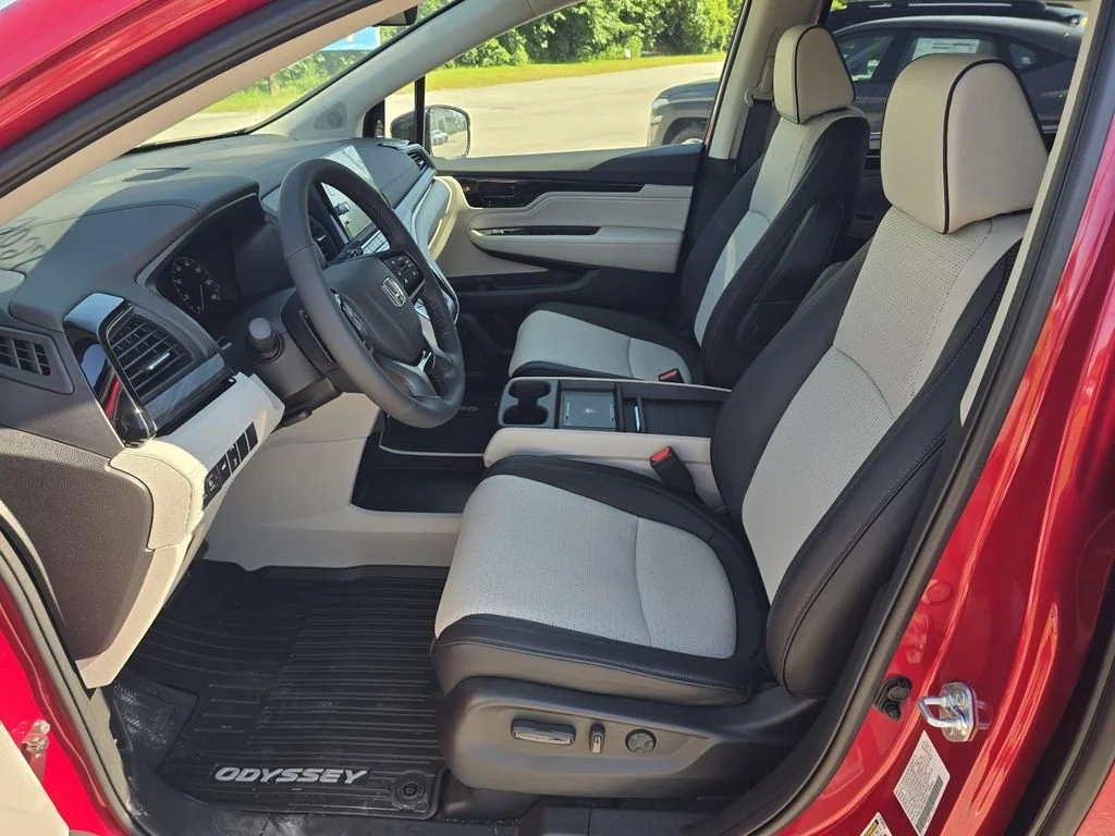 New 2027 Radiant Red Metallic II Honda Elite image 13