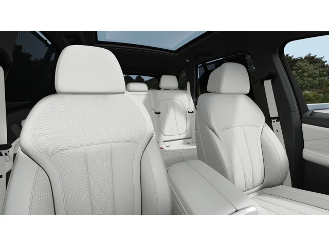 New 2026 Manhattan Green Metallic BMW  image 11