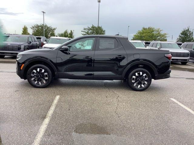 New 2027 Phantom Black Hyundai SE image 2