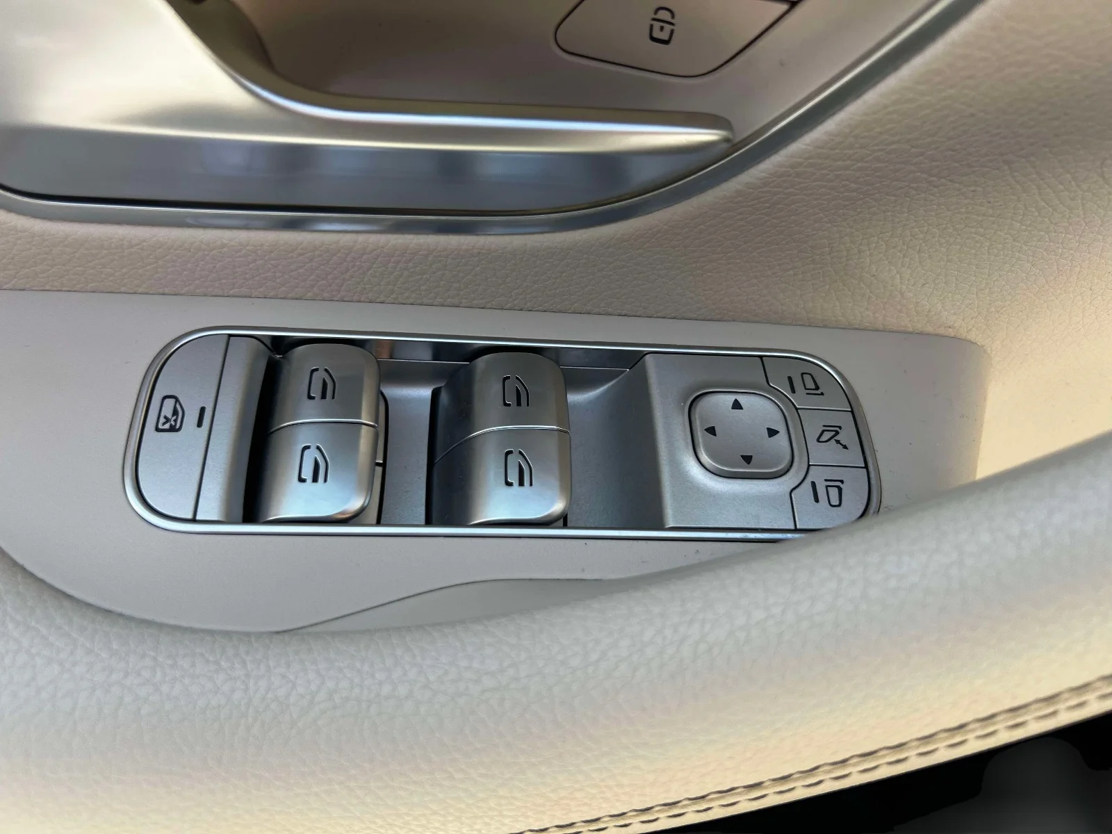 Certified Used 2023  Mercedes-Benz GLS 450 image 19