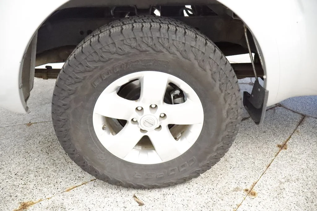 Used 2013 Silver Nissan SV image 23